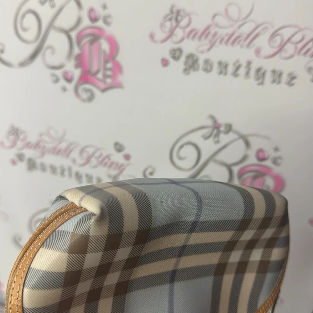 Burberry bag nova check print baby blue tan cream cosmetic case small tote zip - Picture 12 of 12